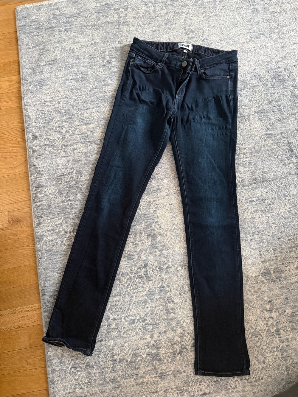 Frame Denim Le Skinny de Jeanne Jeans in Dark Blue Wash